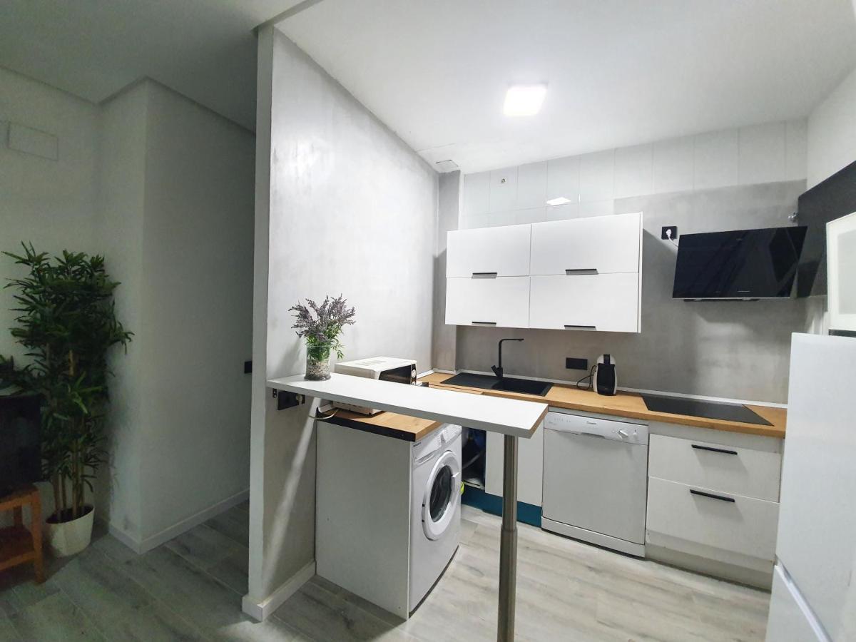 Apartamentos Alamos Malaga Bagian luar foto